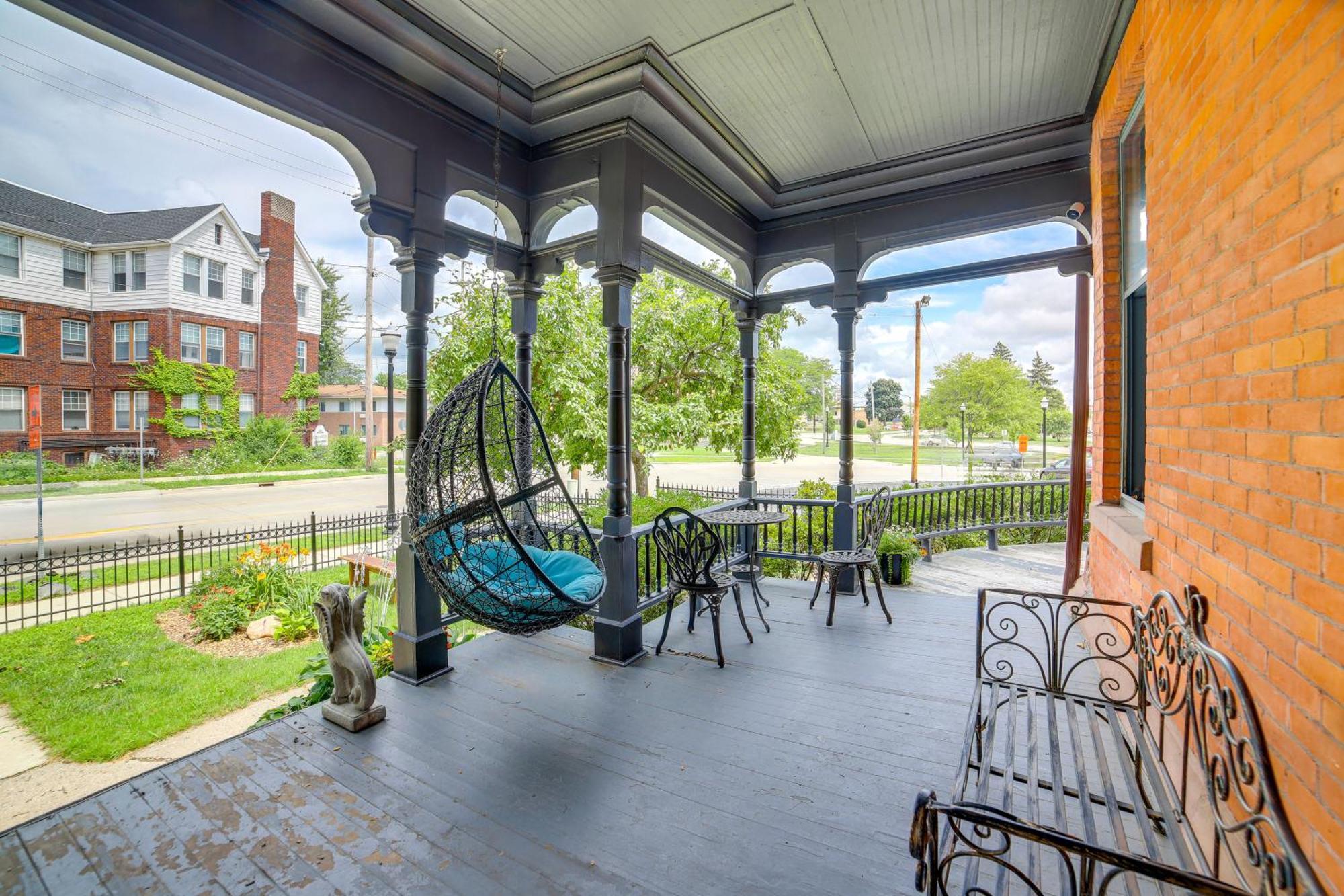 Stunning Historic Home With Original Features! Jackson Luaran gambar